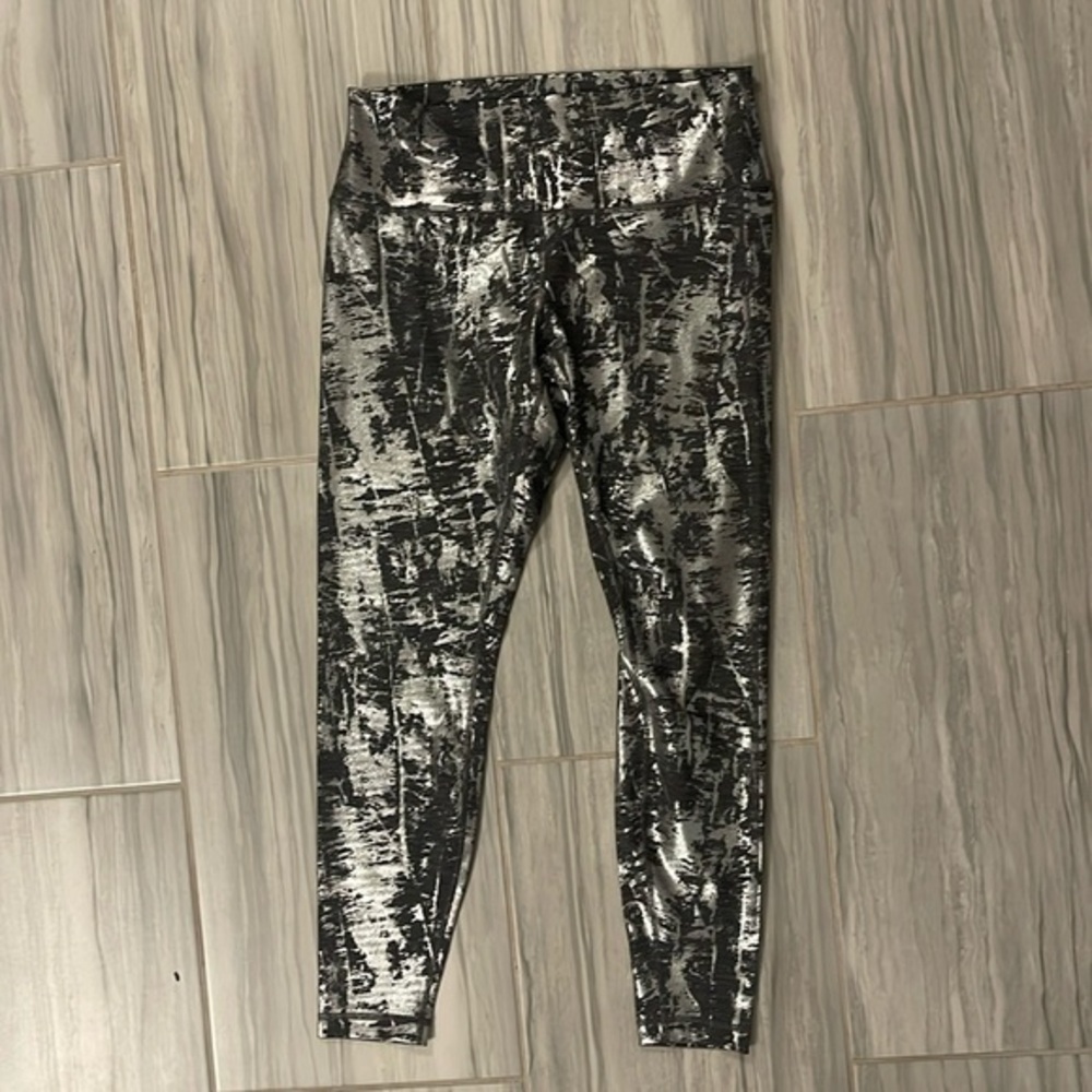 Lululemon metallic 7/8 leggings